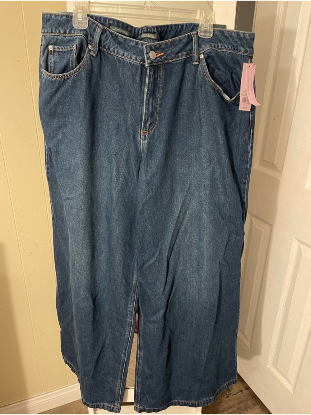 Wild Fable Women’s Mid-Rise  Ultra  Wide leg size 17/31”inseam .